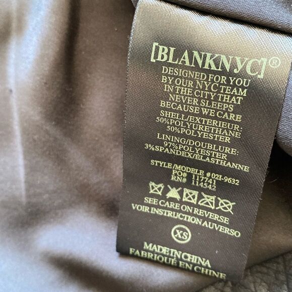 Blank NYC Onyx Black Faux Vegan Leather Biker Motorcycle Jacket w Black Hardware - Picture 10 of 11